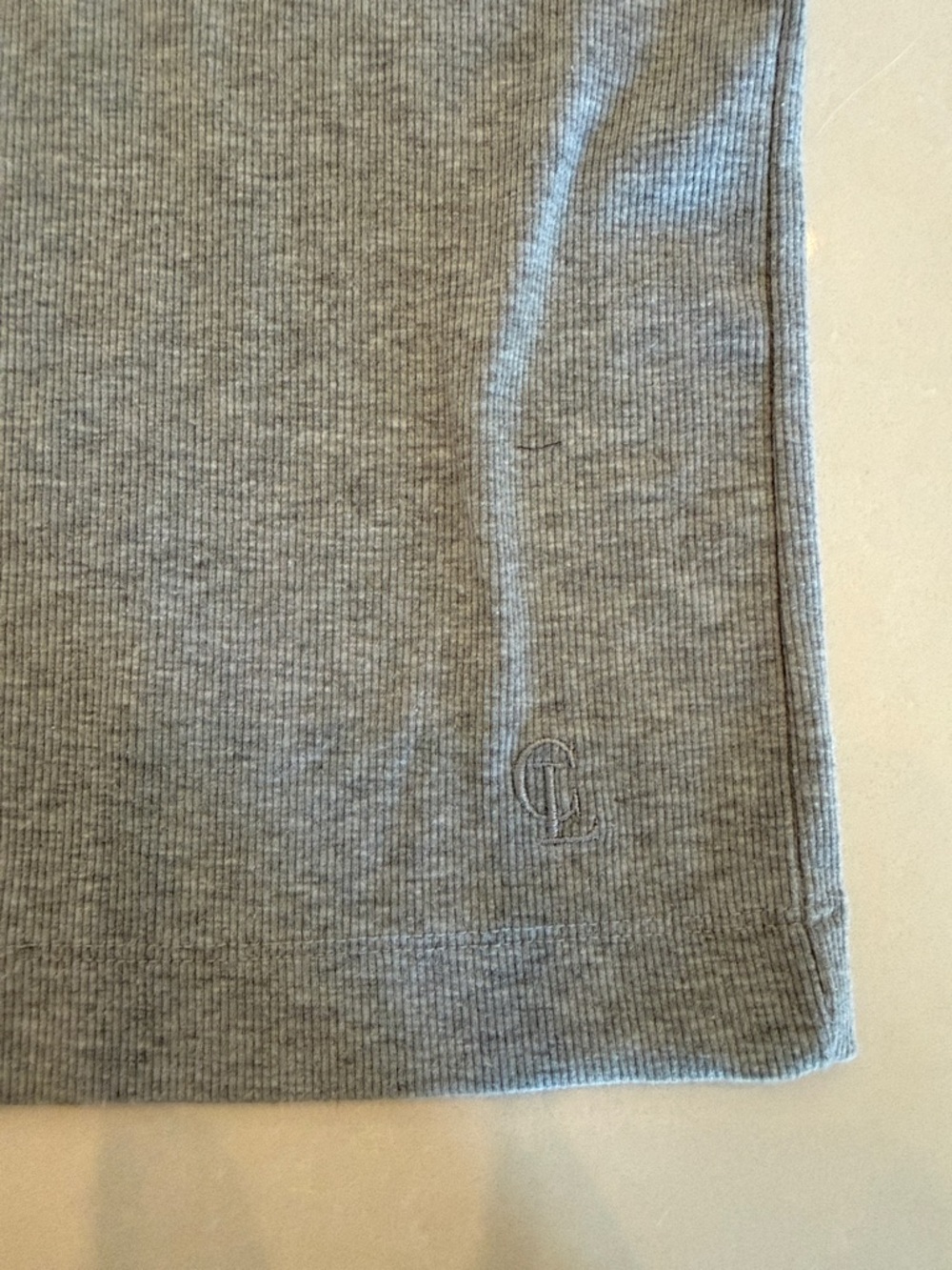 Studio Heather Gray Ribbed Tank - Picture 3 of 4